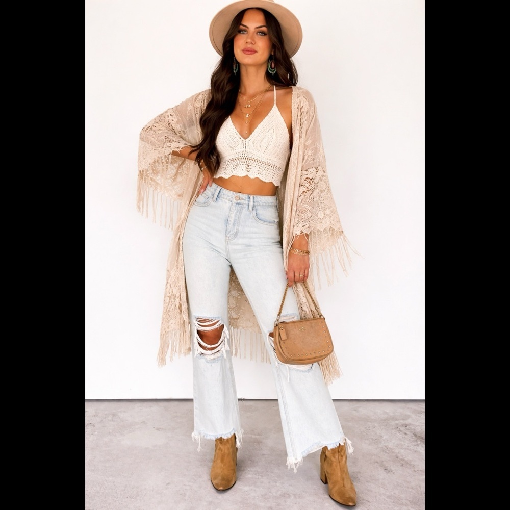 VERVET Ripped Flare Crop Jeans - Picture 2 of 11